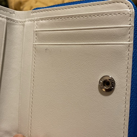 Authentic MCM small zip wallet - Picture 4 of 7